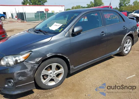 2012 Toyota Corolla S z USA, uszkodzony, nr VIN 2T1BU4EEXCC848552